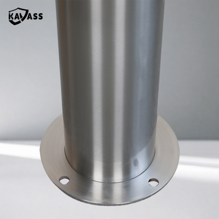 Close-up of flange base and body detail on 316 polished surface-mounted bollard.